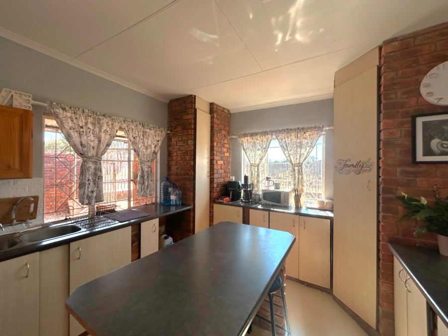 2 Bedroom Property for Sale in Dibeng Northern Cape